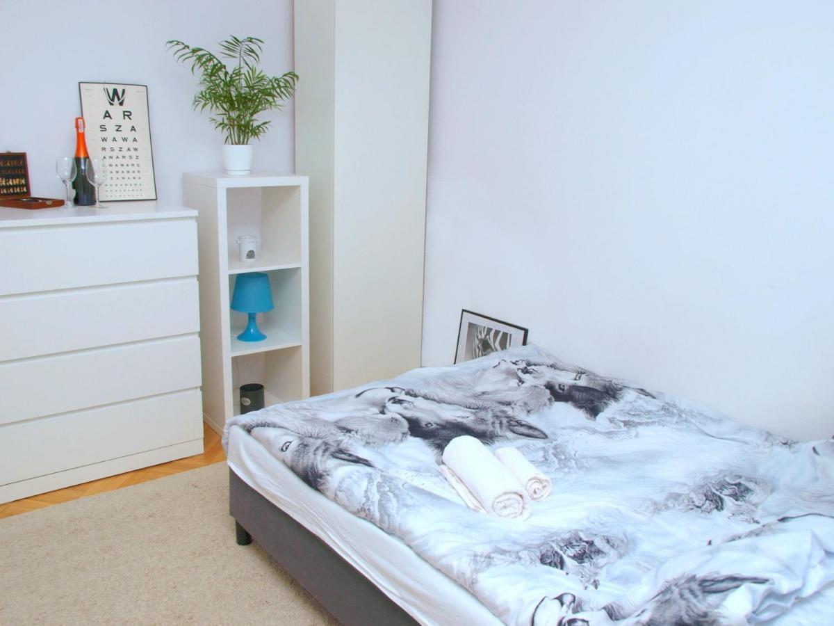 Apartament Rondo Onz Varšava Exteriér fotografie
