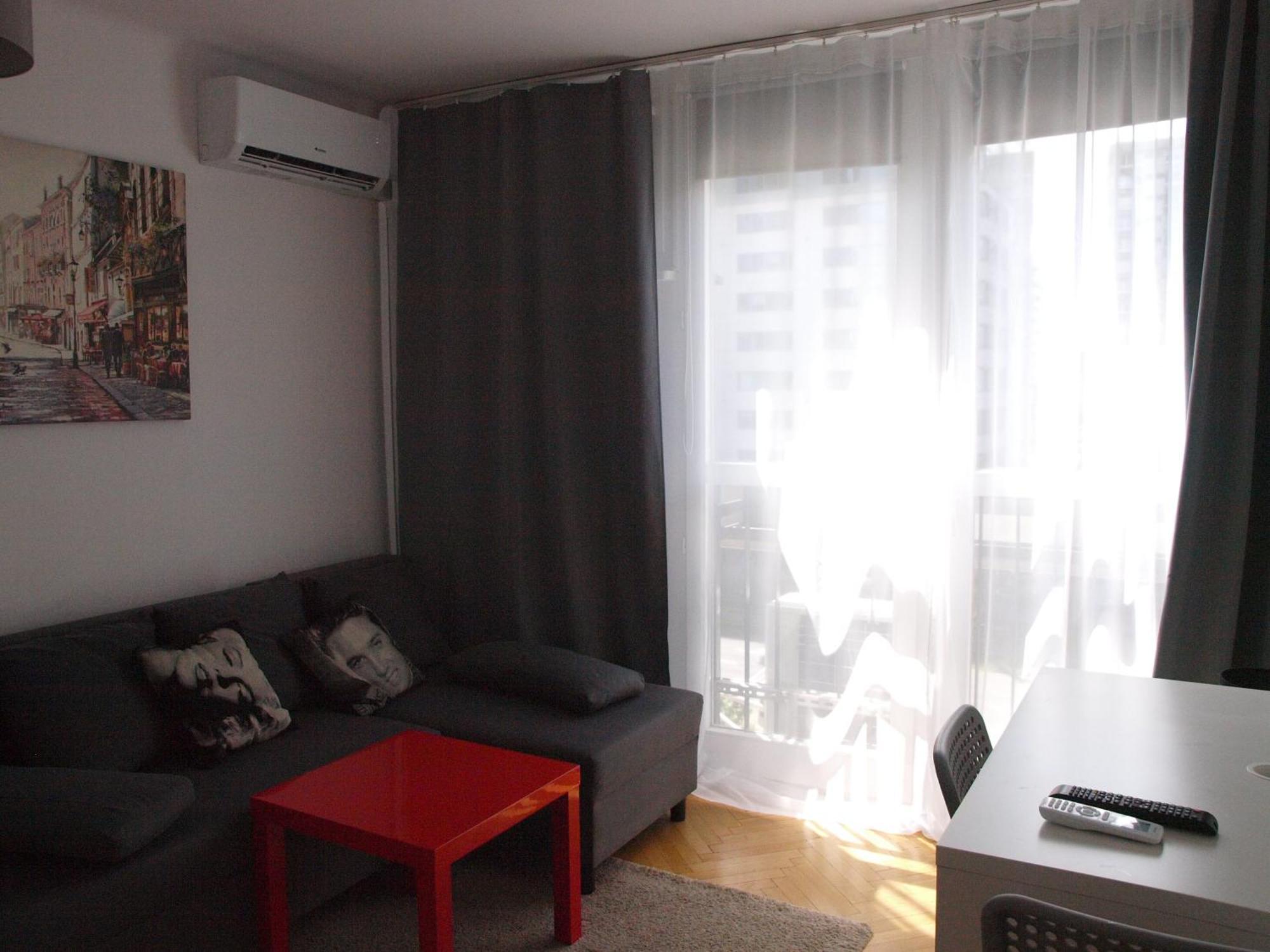 Apartament Rondo Onz Varšava Exteriér fotografie